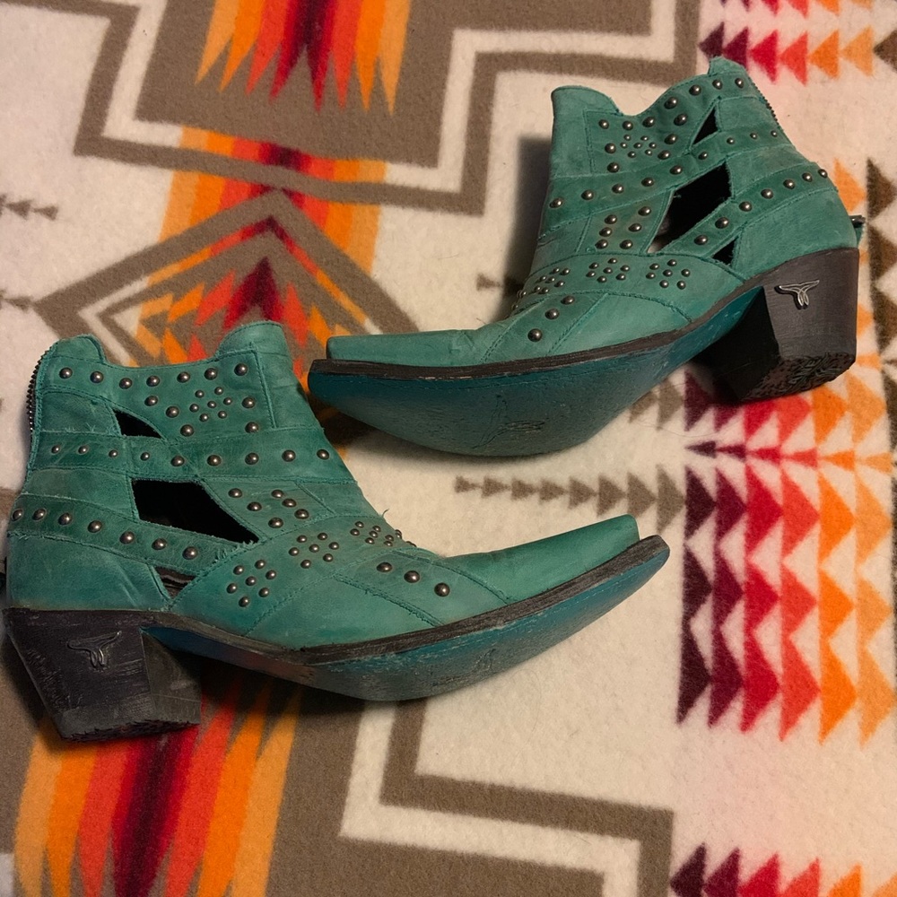 Lane boots